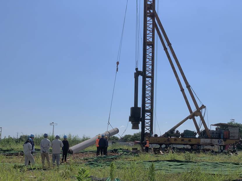 金冠銅業(yè)12萬噸硫酸倉儲項(xiàng)目打下第一根試驗(yàn)樁 金冠銅業(yè)12萬噸硫酸倉儲項(xiàng)目打下第一根試驗(yàn)樁